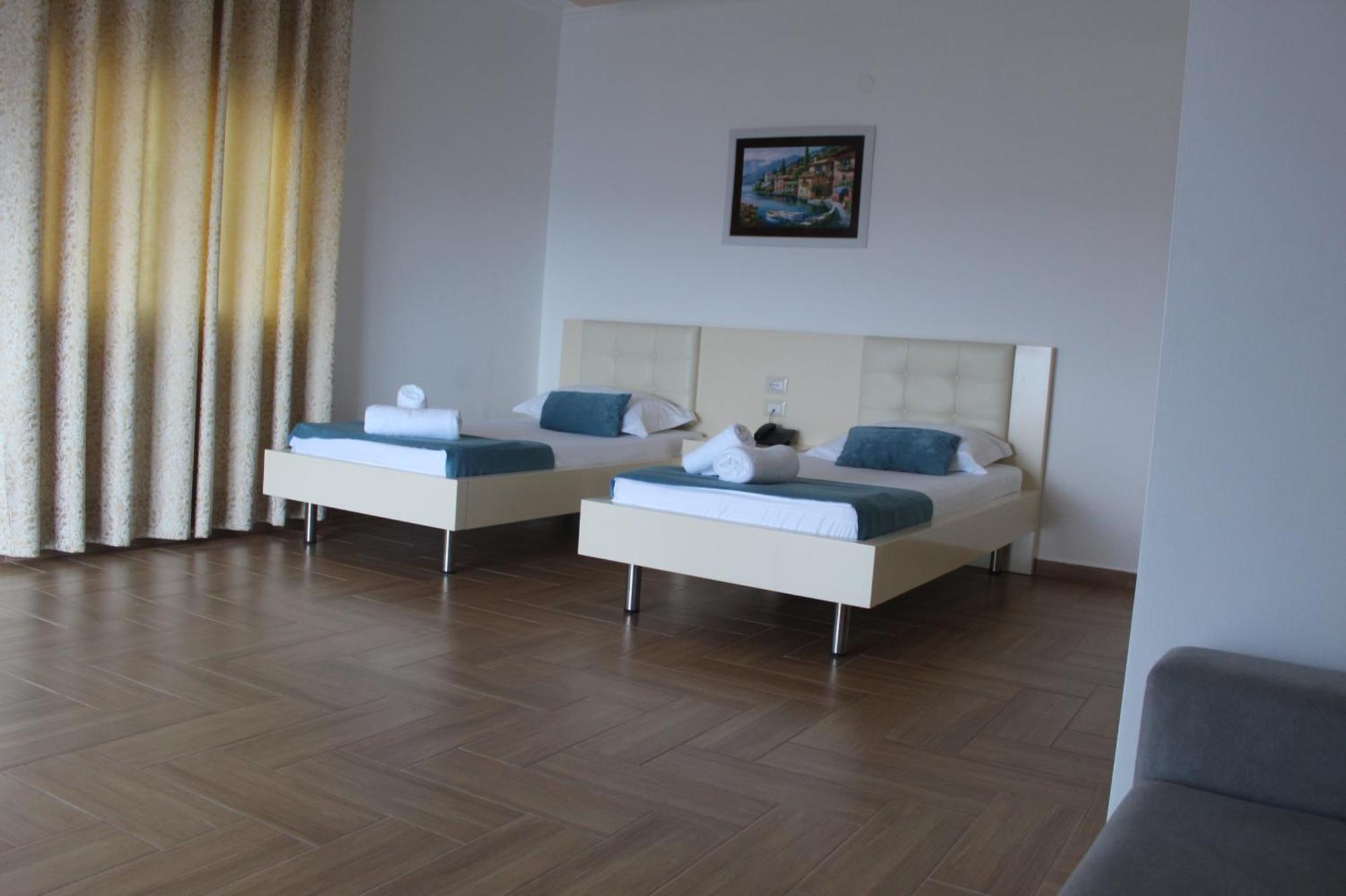 Hotel Agel Sarande Ngoại thất bức ảnh