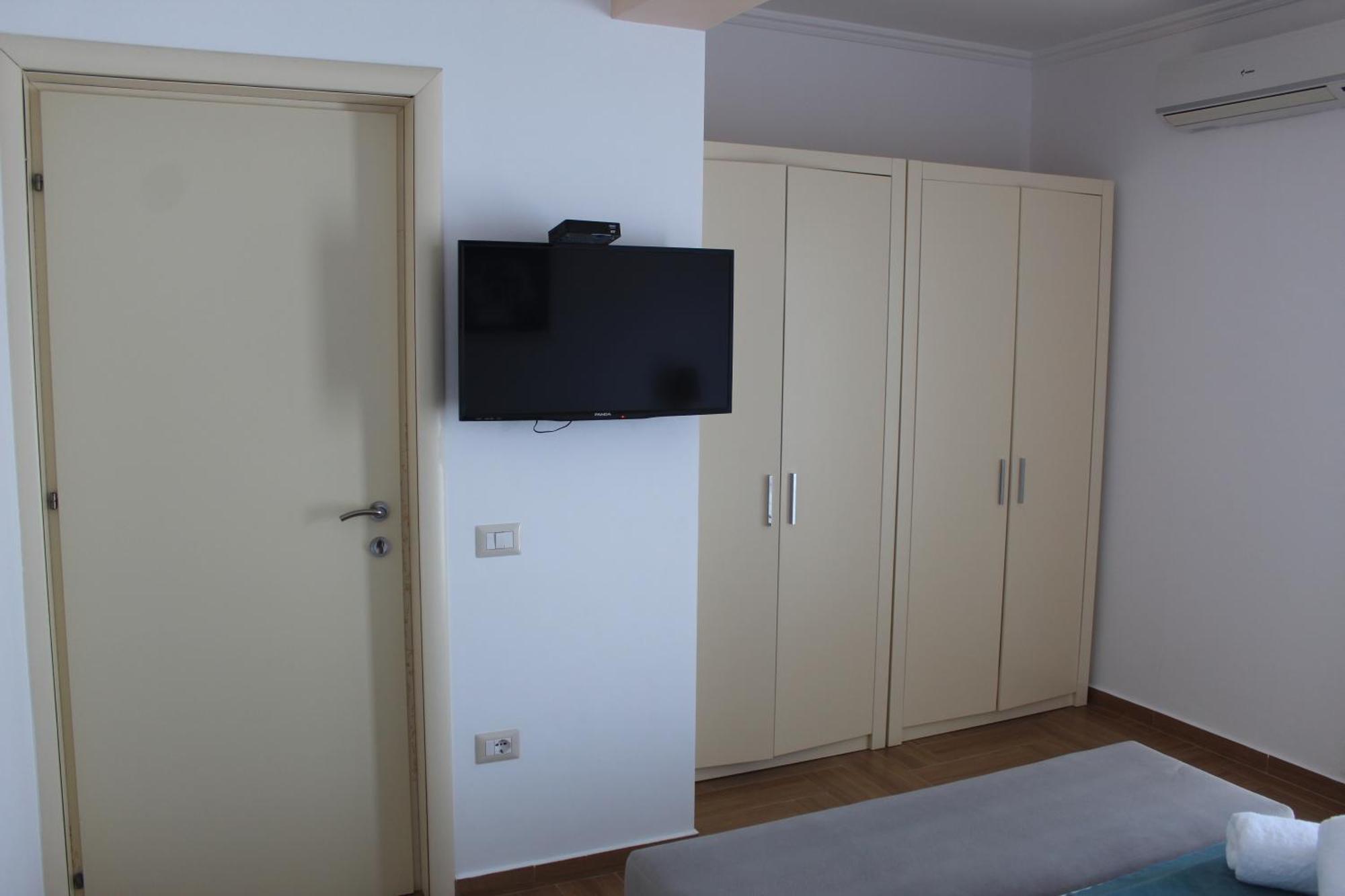 Hotel Agel Sarande Ngoại thất bức ảnh