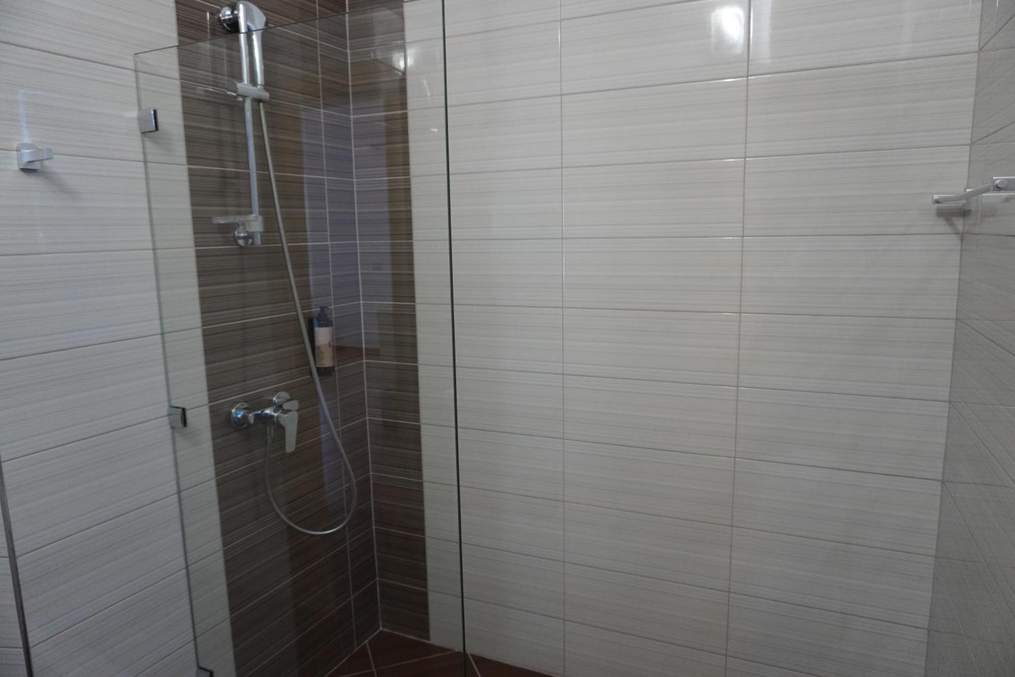 Hotel Agel Sarande Phòng bức ảnh