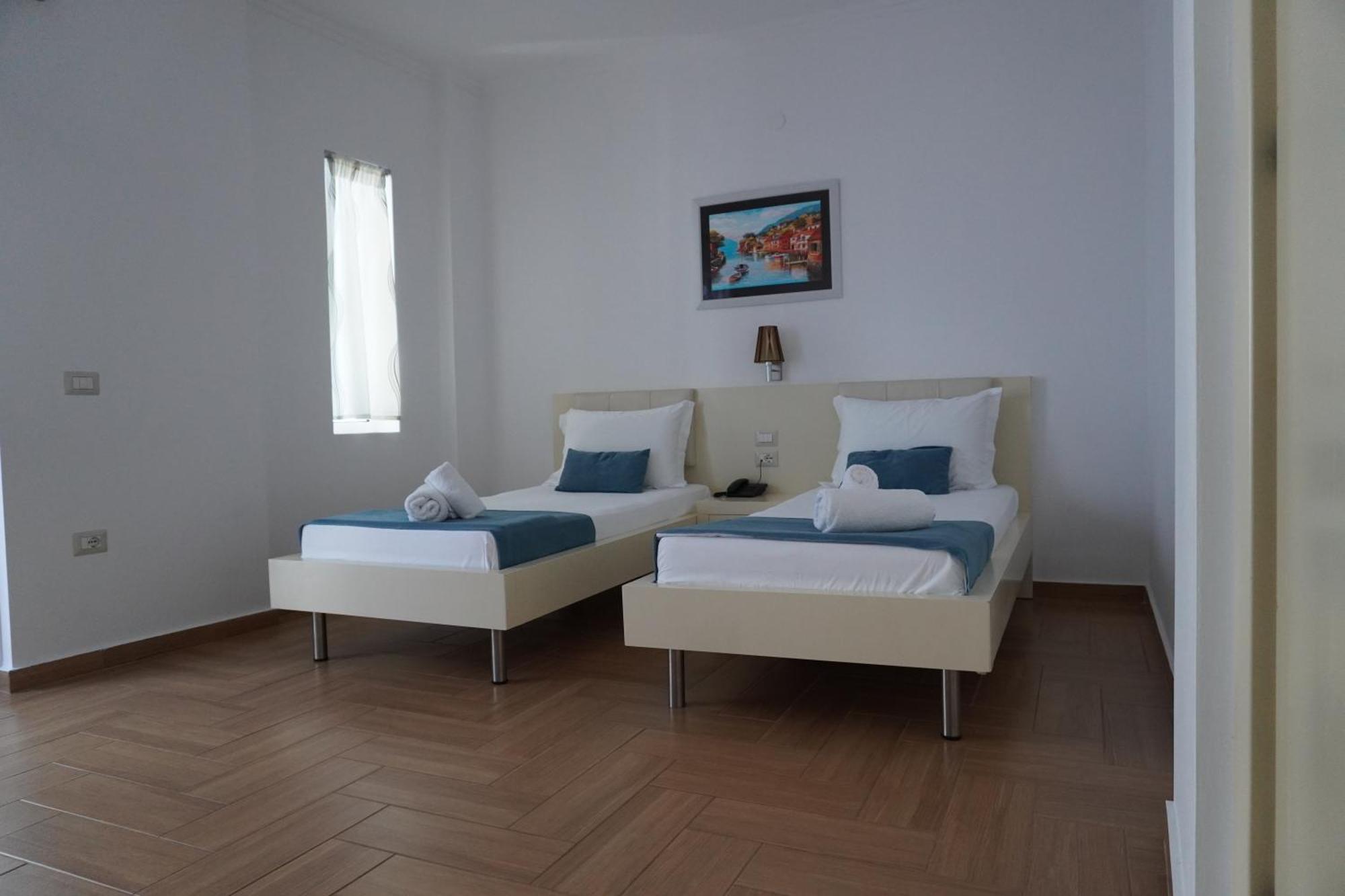 Hotel Agel Sarande Ngoại thất bức ảnh